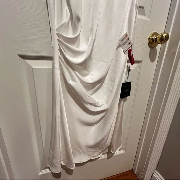 NWT IEENA for Mac Duggal Rhinestone Neckline Draped Mini Dress‎ size 4 - Picture 7 of 16